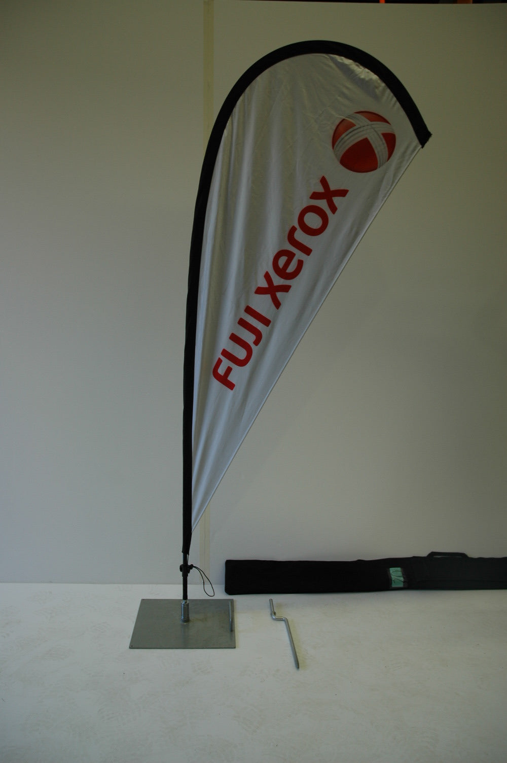 Small flag with hardware & ground spike.