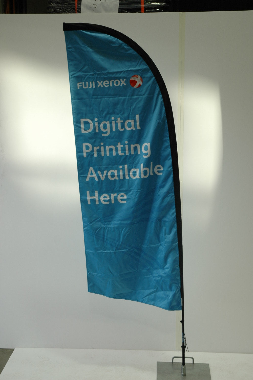 Small Flags - No hardware